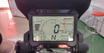 Honda X-ADV 750 DCT Tricolor – Ciciriello Moto (2)