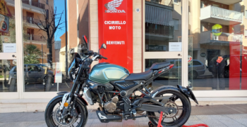 Voge Trofeo 300 AC Grigio – Ciciriello Moto (2)