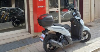 Yamaha Xenter 125 Bianco – Ciciriello Moto (9)