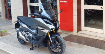 Honda Forza 750 DCT Grigio – Ciciriello Moto (11)