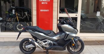 Honda Forza 750 DCT Grigio – Ciciriello Moto (1)