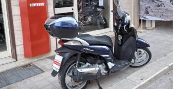 Honda SH 300 Blu – Ciciriello Moto (10)