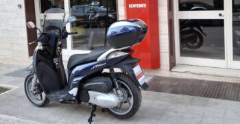 Honda SH 300 Blu – Ciciriello Moto (9)