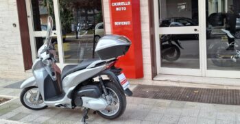 Honda SH 300 Grigio – Ciciriello Moto (8)