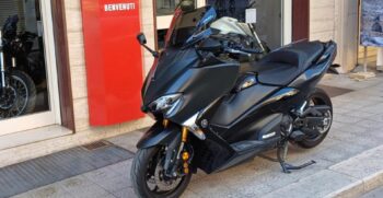 Yamaha T-MAX 530 DX Nero – Ciciriello Moto (8)