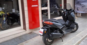 Yamaha X-MAX 300 Tech Max – Ciciriello Moto (10)