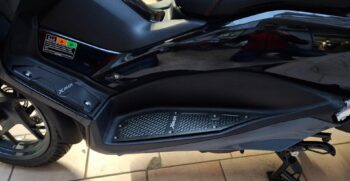 Yamaha X-MAX 300 Tech Max – Ciciriello Moto (6)