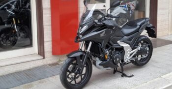 Honda NC 750 X Manuale Nera – Ciciriello Moto (6)