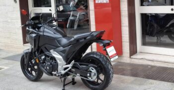 Honda NC 750 X Manuale Nera – Ciciriello Moto (7)