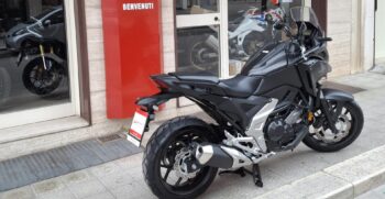 Honda NC 750 X Manuale Nera – Ciciriello Moto (9)