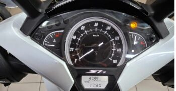Honda SH 150 Bianca – Ciciriello Moto (3)