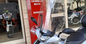 Honda SH 150 Bianca – Ciciriello Moto (7)