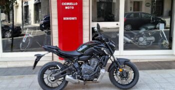 Yamaha MT 07 Nera – Ciciriello Moto (1)