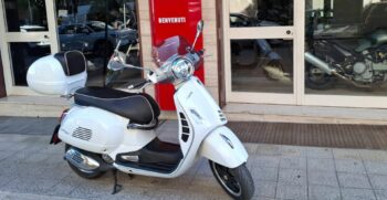 Vespa GTS 300 HPE Bianca – Ciciriello Moto (11)