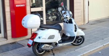 Vespa GTS 300 HPE Bianca – Ciciriello Moto (12)