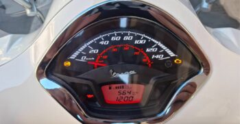 Vespa GTS 300 HPE Bianca – Ciciriello Moto (4)