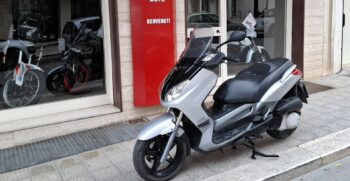 Yamaha X-Max 250 Grigio – Ciciriello Moto (6)