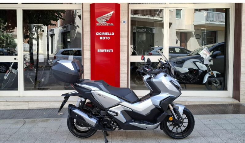 Honda ADV 350 Grigio – Ciciriello Moto (1)