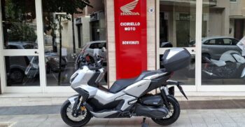 Honda ADV 350 Grigio – Ciciriello Moto (2)