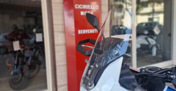 Honda Africa Twin 1100 Manuale Tricolor – Ciciriello Moto (10)