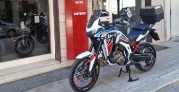 Honda Africa Twin 1100 Manuale Tricolor – Ciciriello Moto (13)