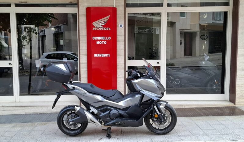 Honda Forza 750 DCT Grigio – Ciciriello Moto (2)