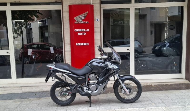 Honda XL 700 Transalp Nera – Ciciriello Moto (1)