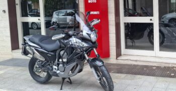 Honda XL 700 Transalp Nera – Ciciriello Moto (16)