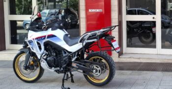 Honda XL Transalp 750 Tricolor – Ciciriello Moto (20)