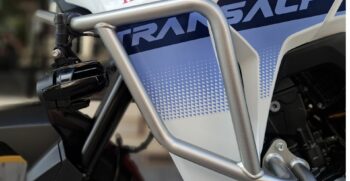 Honda XL Transalp 750 Tricolor – Ciciriello Moto (8)
